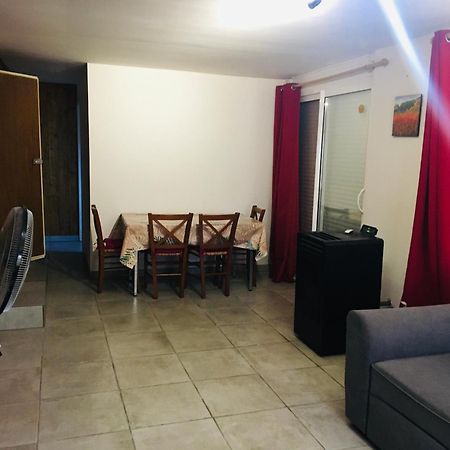 Maison De Vacances Сериньян Экстерьер фото